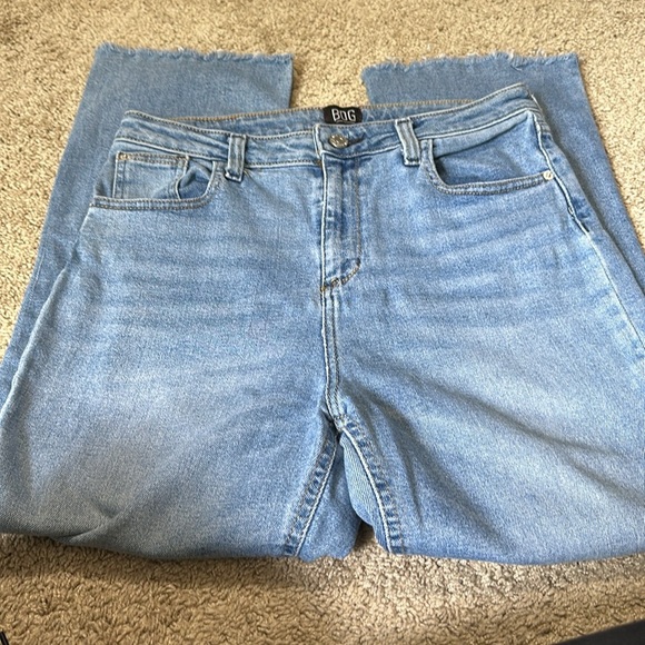 BDG Kick Flare High-Rise Cropped Denim 29 - Picture 2 of 6